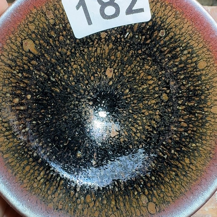 盖碗提出解决贫困户困难就业