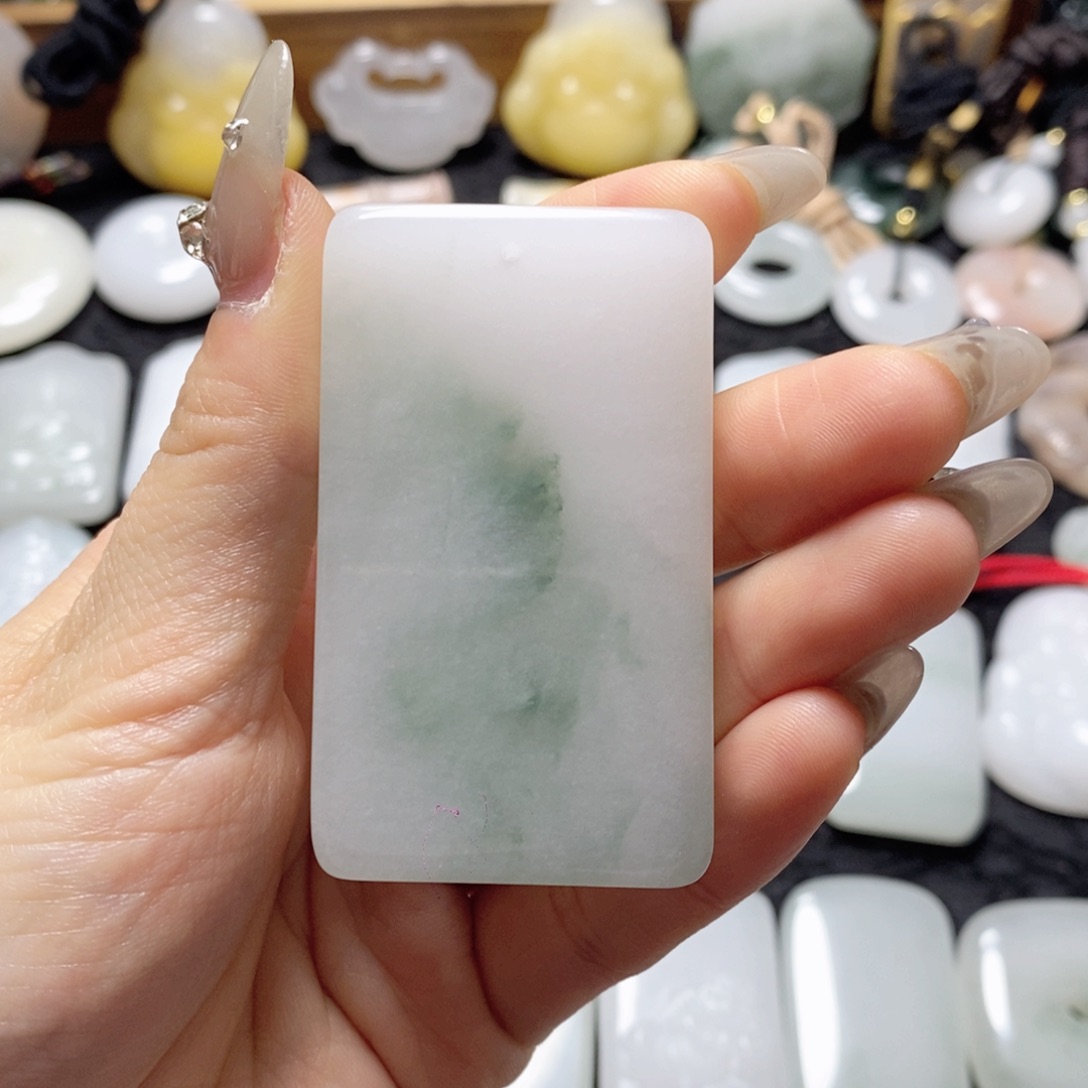 石英质玉颈饰未镶嵌