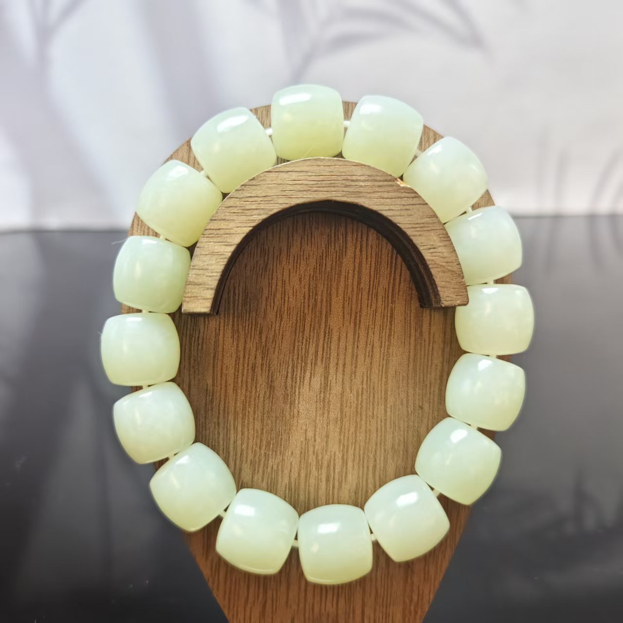 Z和田玉浅黄口桶珠手串（卡14）0355