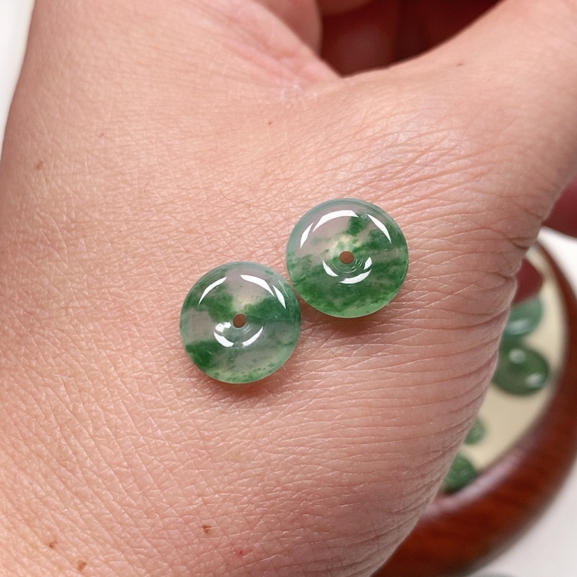 【闪购商品】翡翠未镶嵌吊坠(不含链)