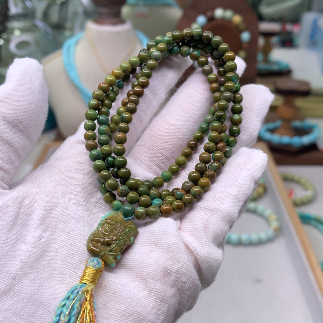 绿松石配饰未镶嵌