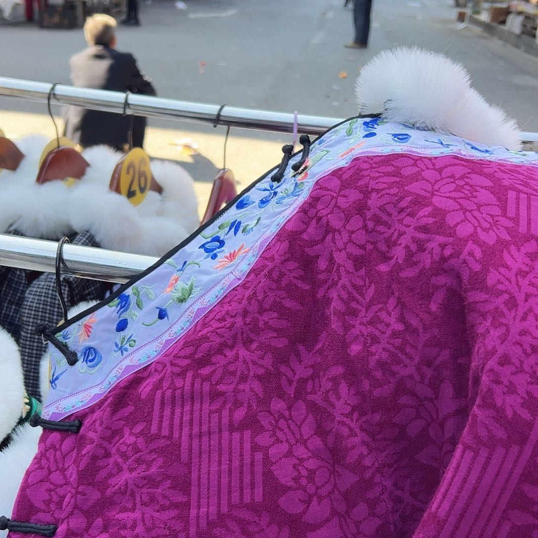 仅***见湘西苗族刺绣加厚150 105斤