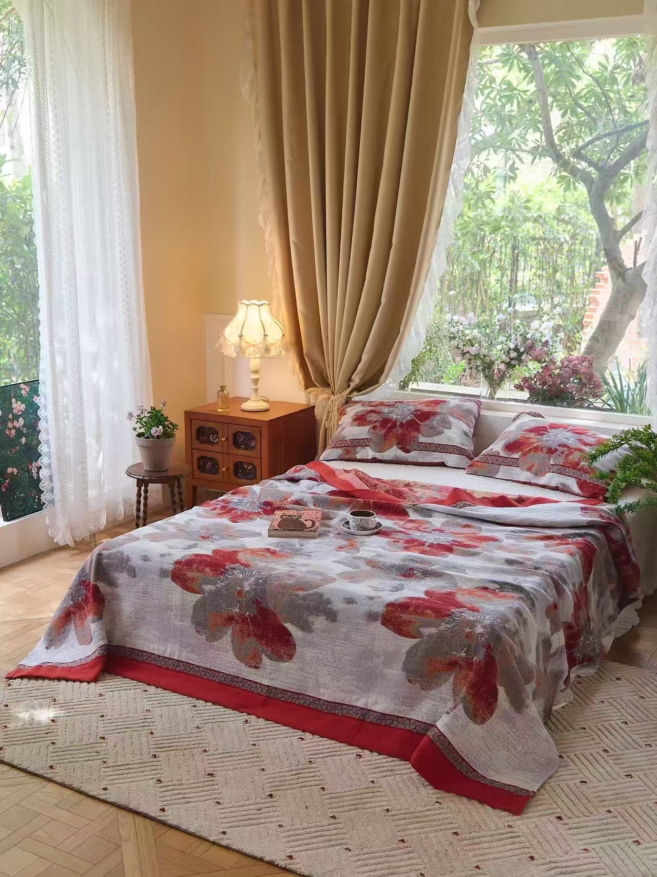 M【雪月红】230*250cm精梳棉四季通用加大床盖亲肤透气可机洗