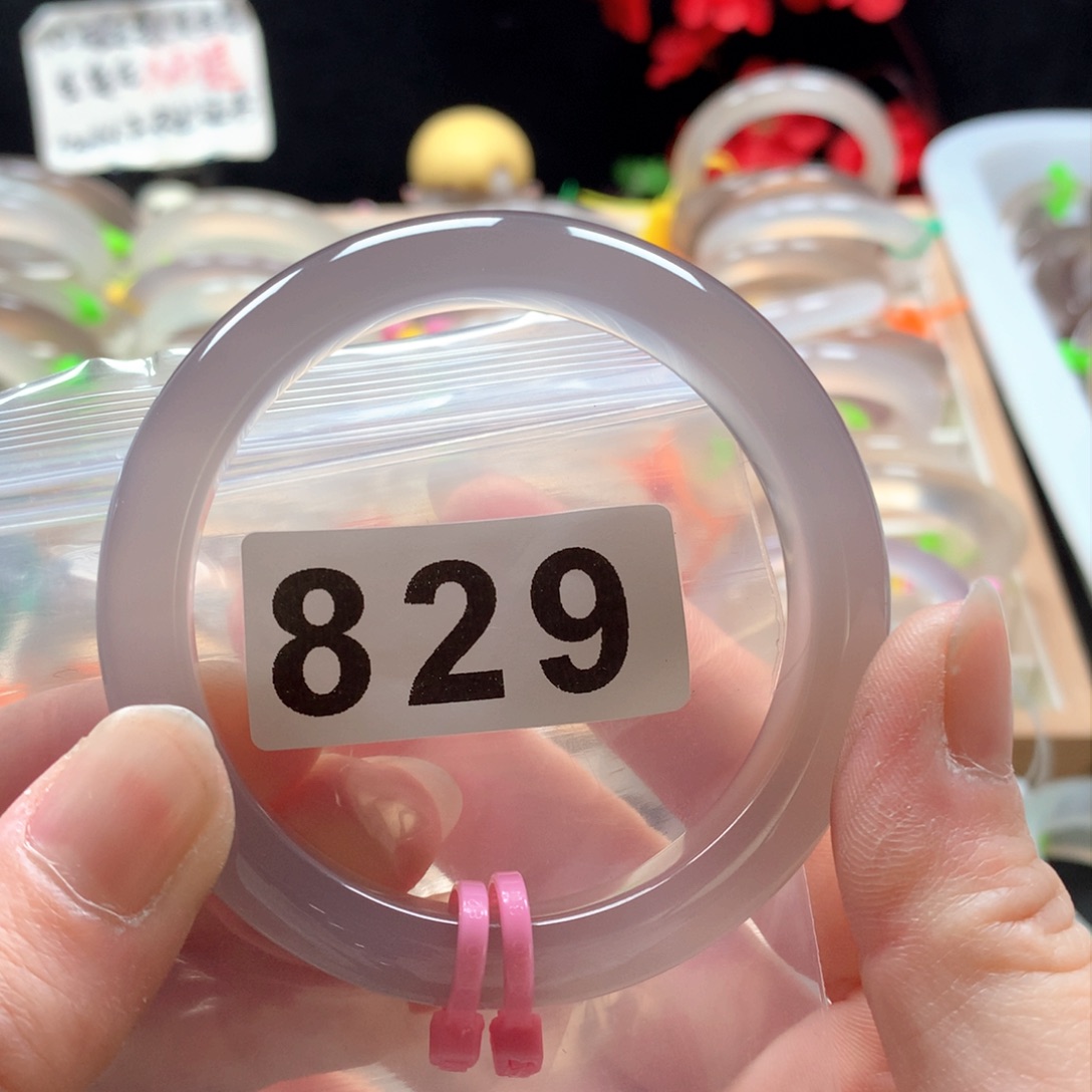 玛瑙/玉髓手镯未镶嵌去****方