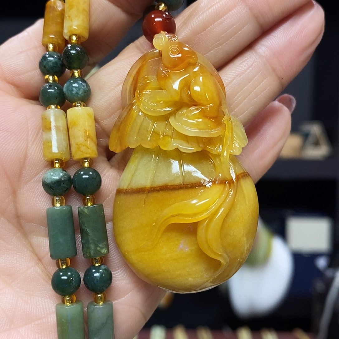 岫玉挂件吊坠手把未镶嵌