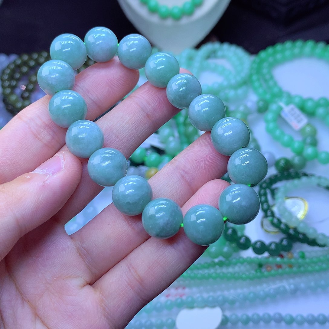 翡翠毛衣链未镶嵌