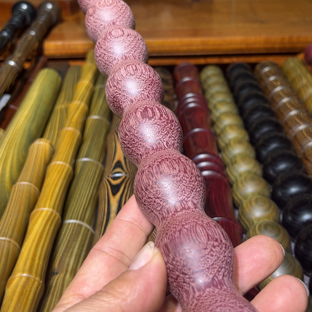 聚***诚大果紫檀（缅甸花梨）紫罗兰葫芦棍
