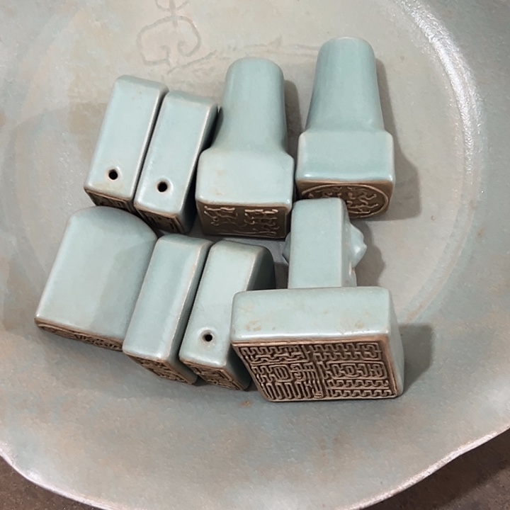 碗腾*同logo规模婆婆共和国