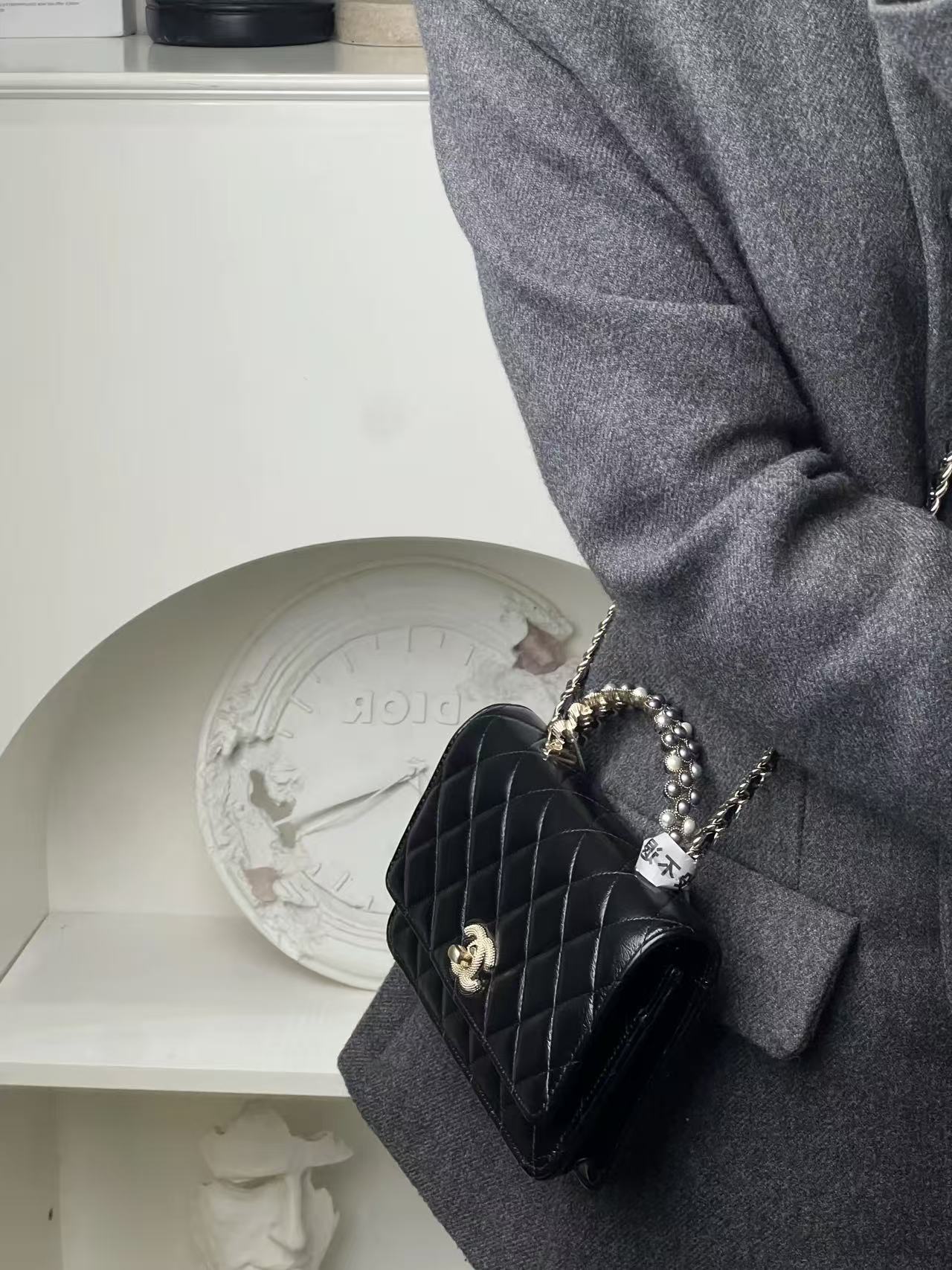 99新 Chanel/香奈儿 24p珍珠手柄woc黑金羊单肩包/甄选