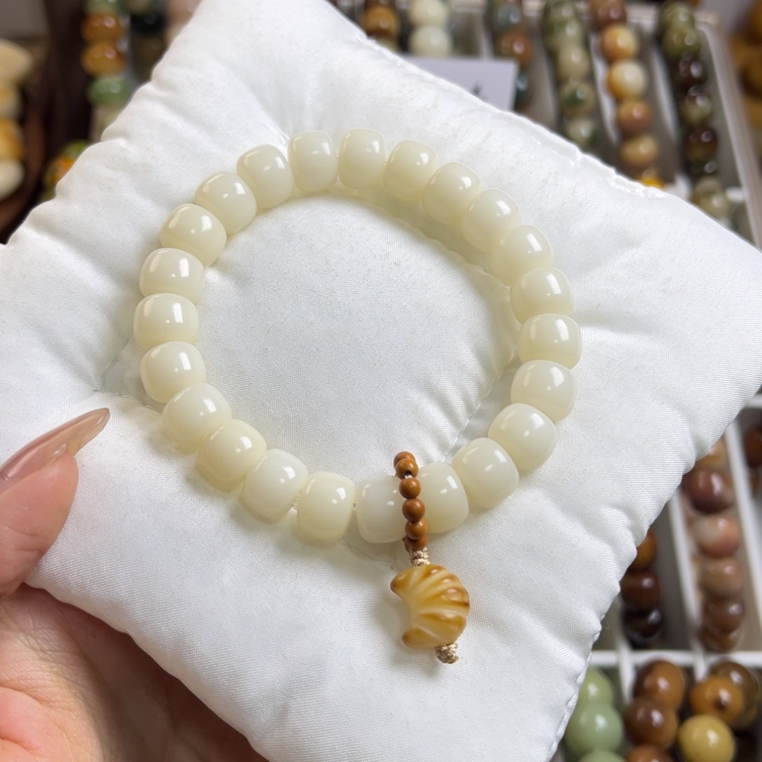 菩提根/象牙果手串白月光10