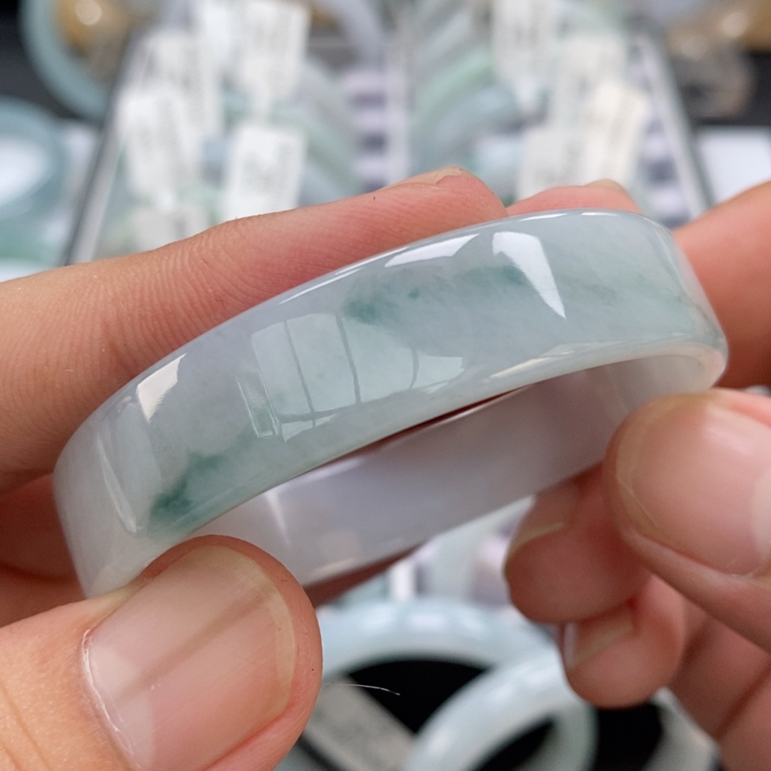 翡翠未镶嵌手镯手镯