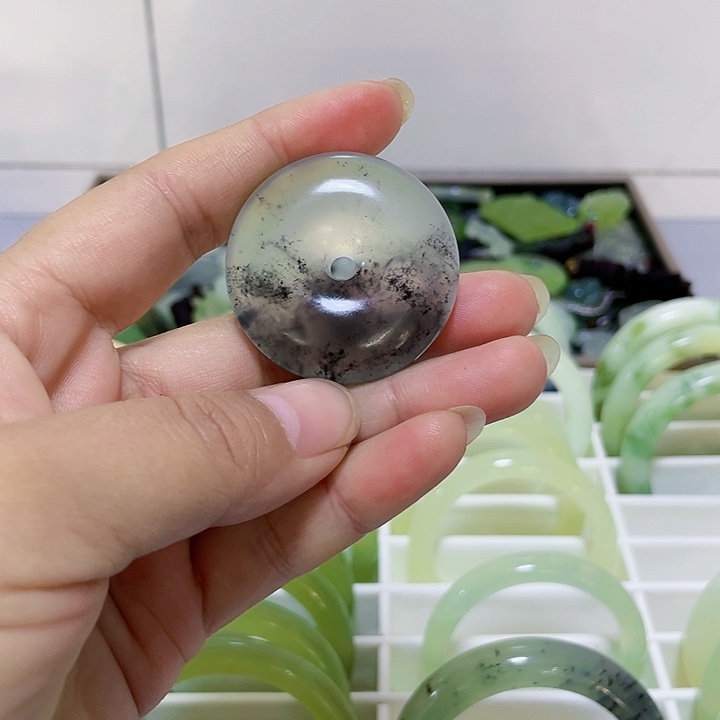 【闪购商品】未镶嵌蛇纹石玉珠宝奇石无***想