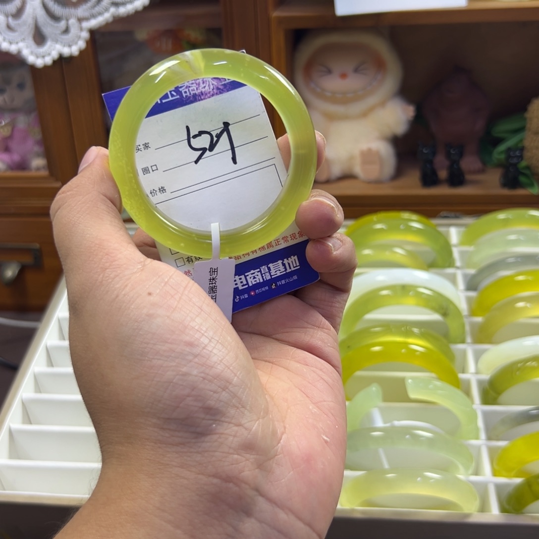 蛇纹石玉未镶嵌手镯346