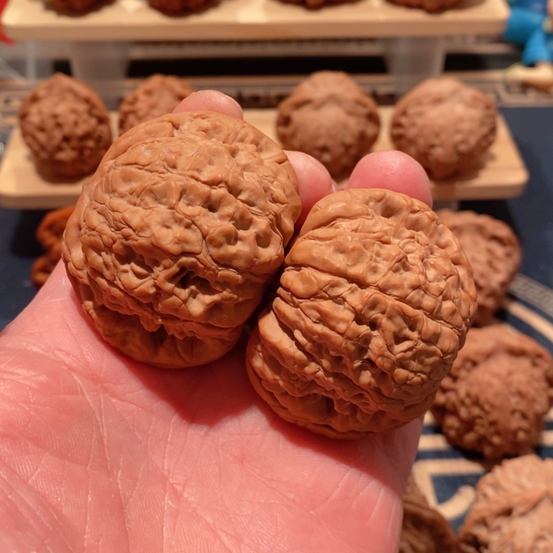 文玩核桃吊坠龙鼎47