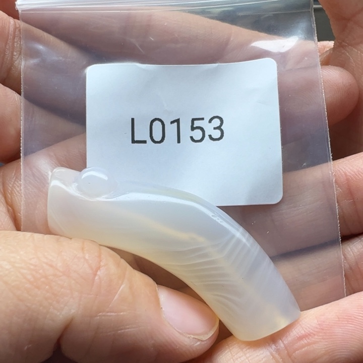 阎***军玛瑙/玉髓未镶嵌珠宝半成品