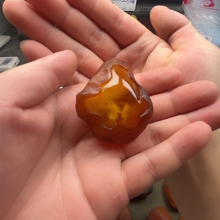 未镶嵌定制琥珀纯天然蜜蜡吊坠