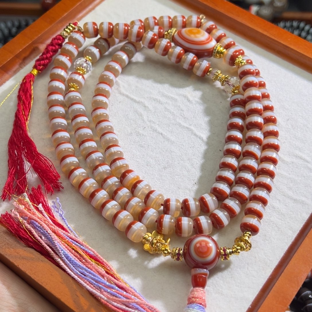 三***莲玛瑙/玉髓合金手串