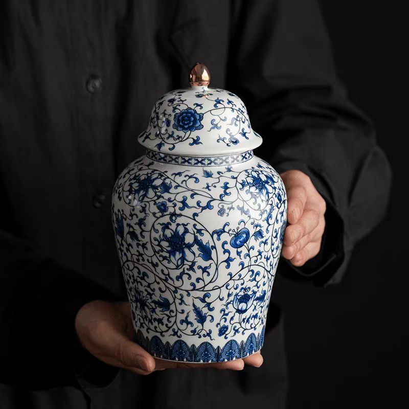 G1686-缠枝莲将军茶叶罐HM