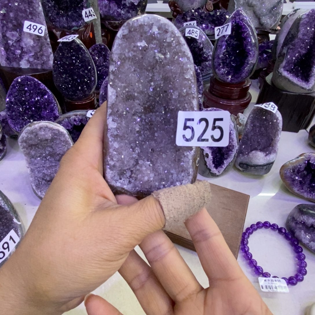 未镶嵌水晶大型摆件（非配饰）