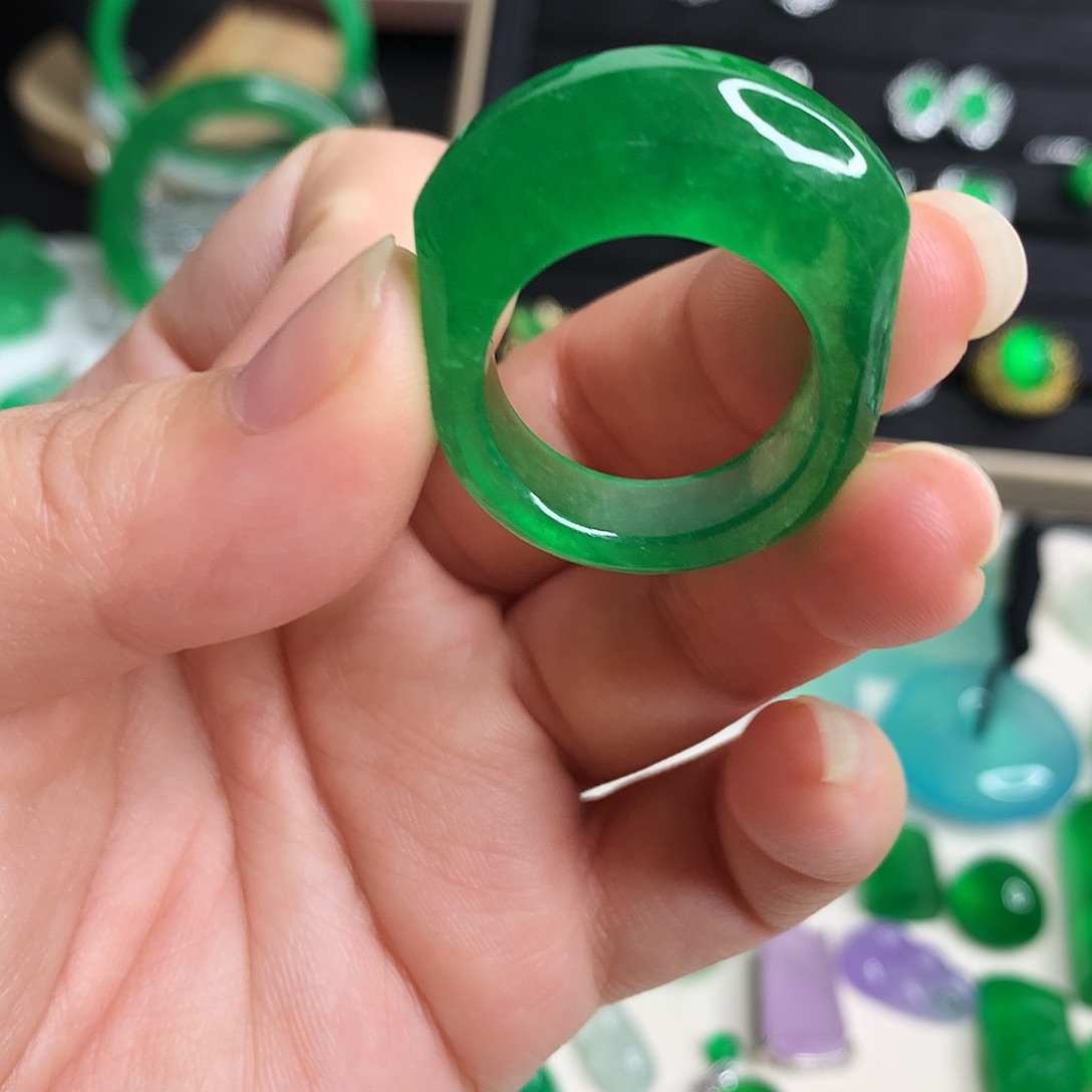 多***善翡翠未镶嵌手饰优化572