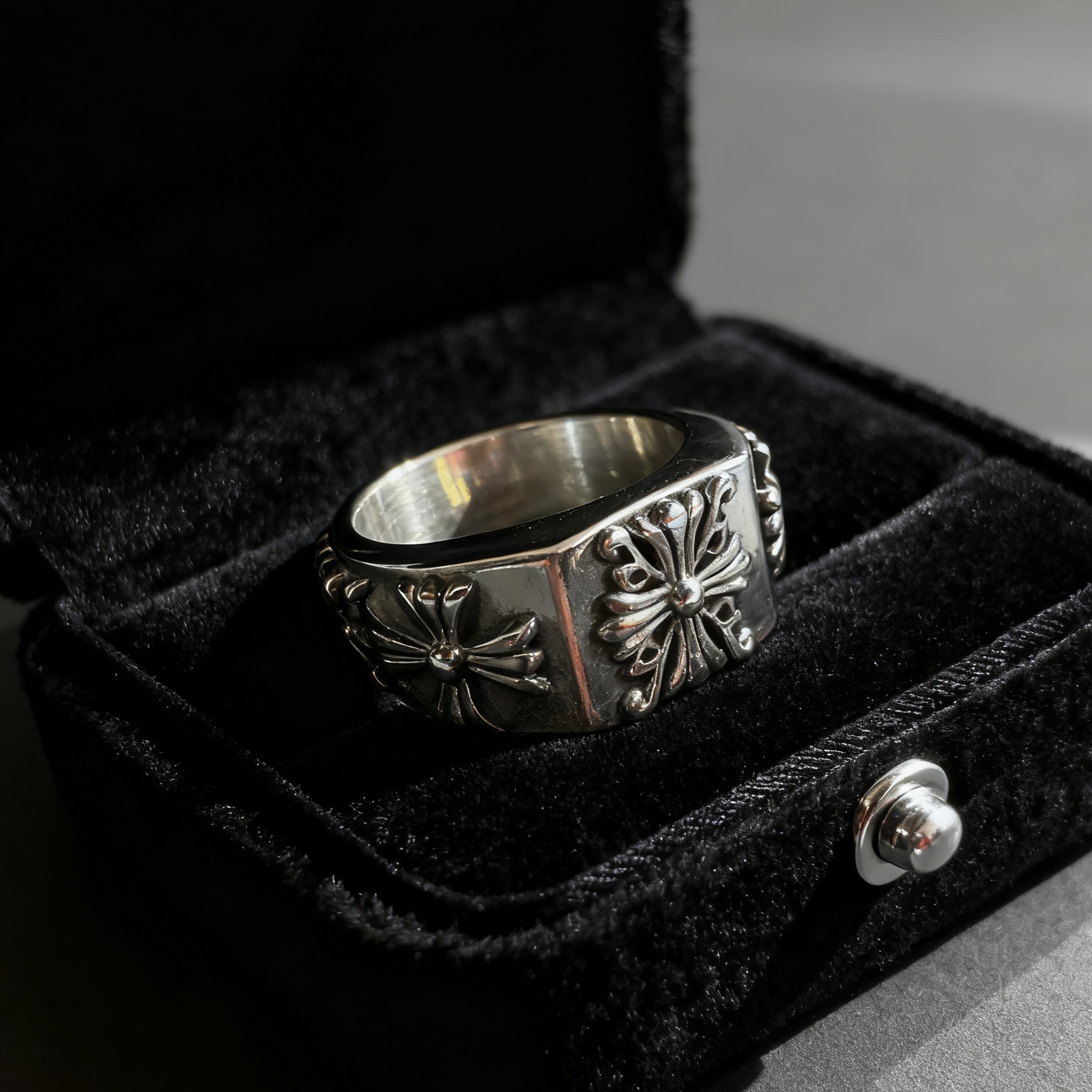 钛钢戒指 不掉色的钛钢戒指戒指ins小众不掉色尾戒推荐手指尾戒