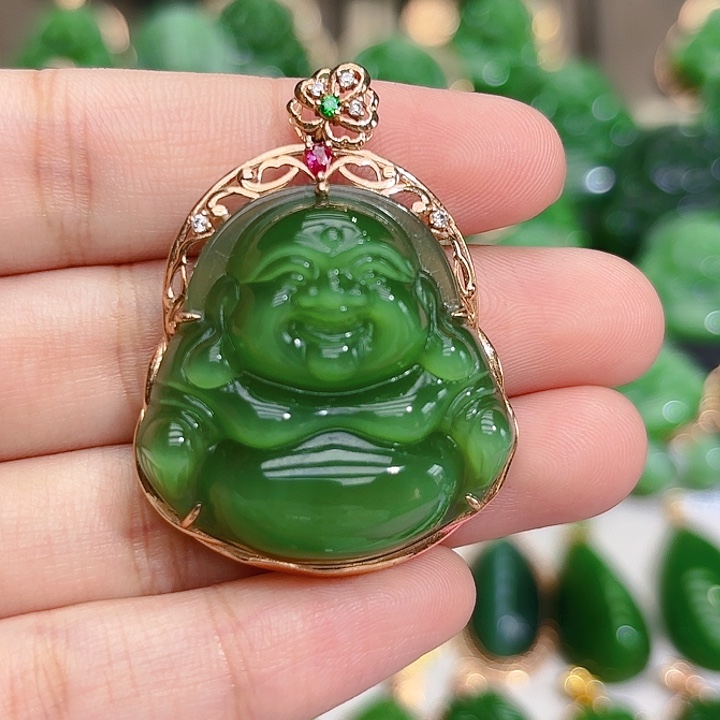 和田玉（碧玉）颈饰18K金镶嵌