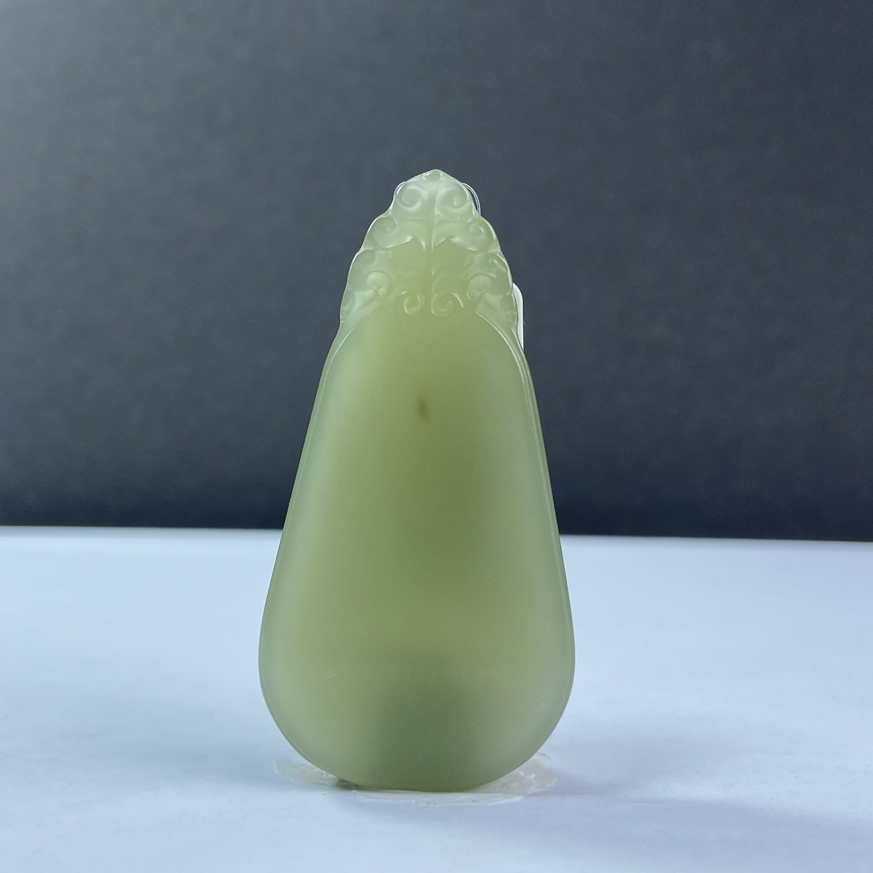 AK1179M 和田玉 天香玉坠