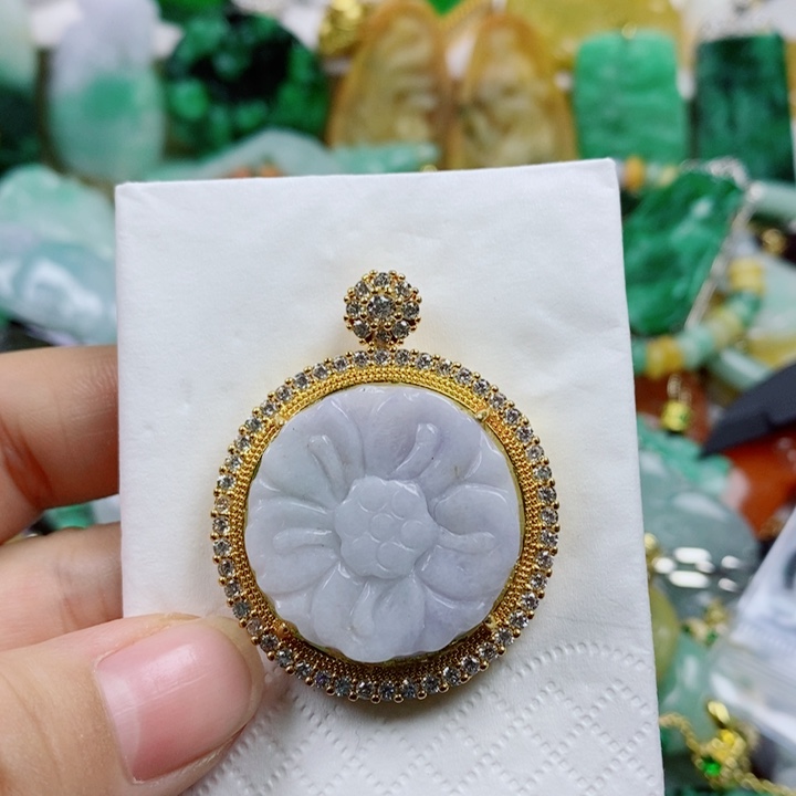 翡翠吊坠(不含链)未镶嵌