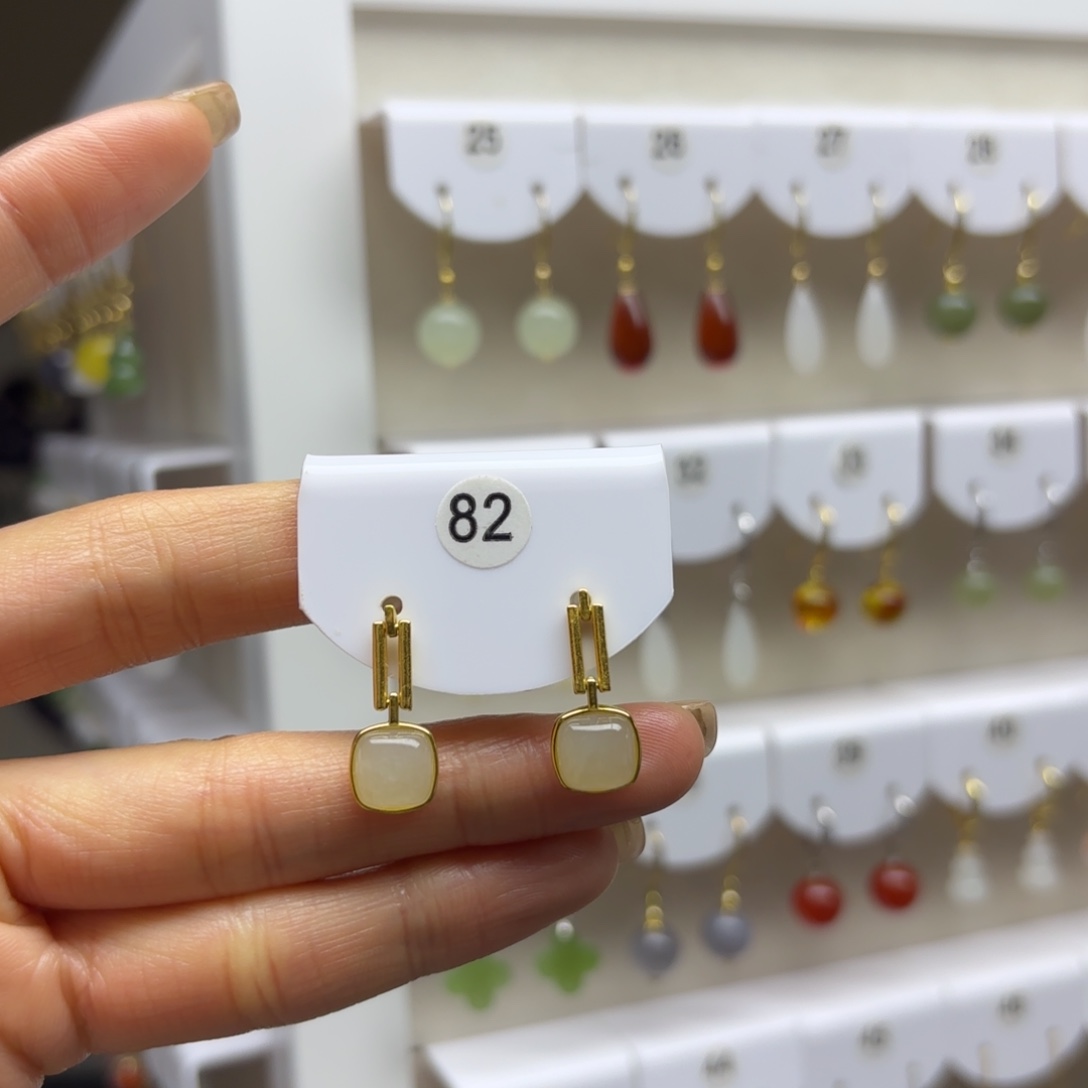 和田玉银S925镶嵌耳饰