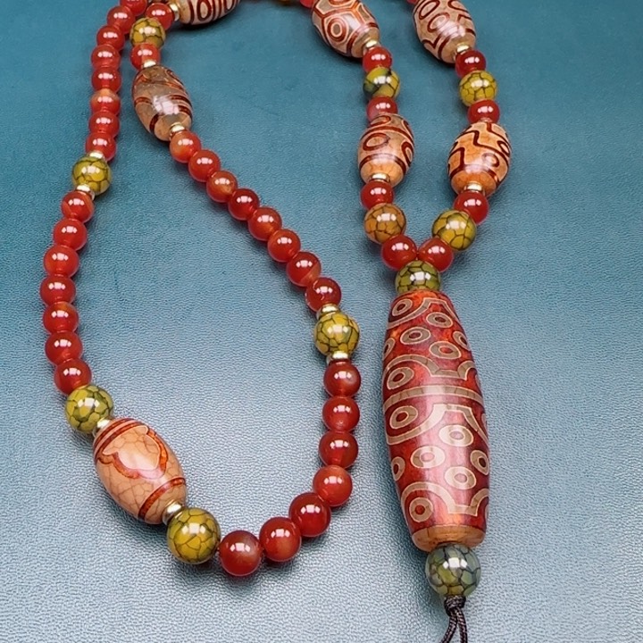 玛瑙/玉髓颈饰未镶嵌