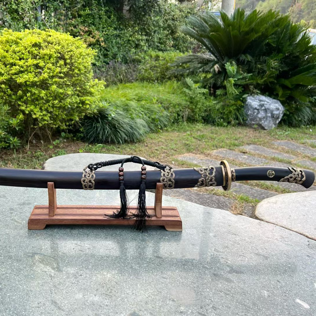 雁翎刀三枚合夹钢黑檀木纯铜做旧未开刃