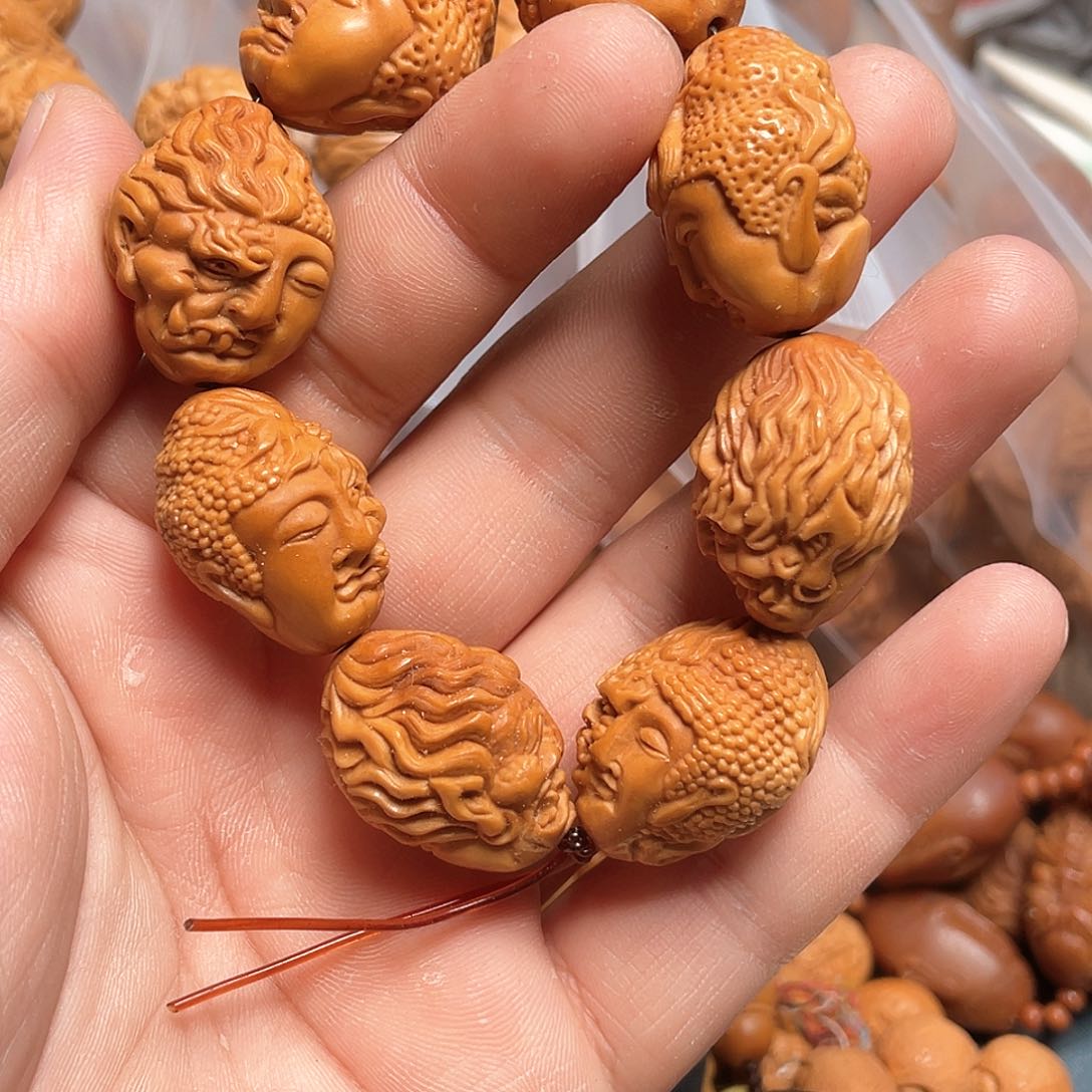 橄榄核手串一念之间