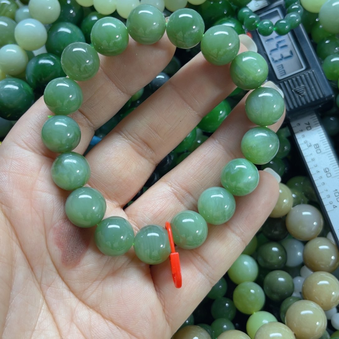 和田玉手链未镶嵌