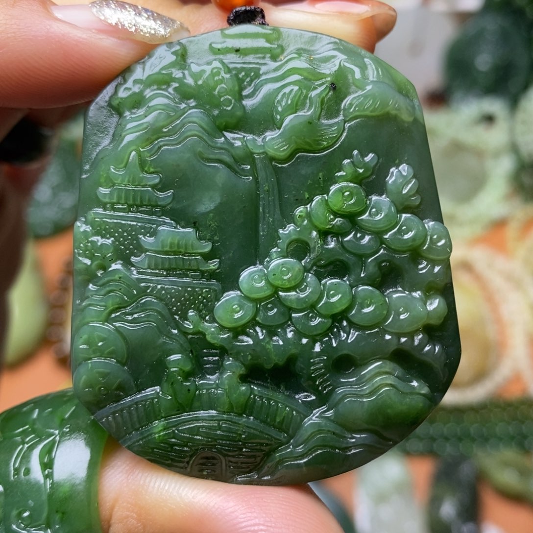 和田玉未镶嵌颈饰