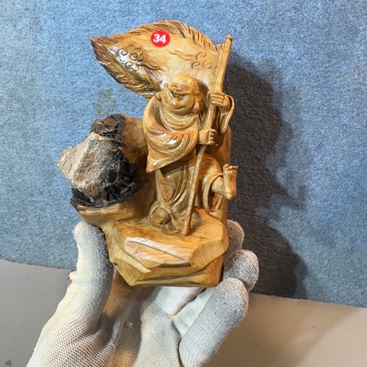 崖柏摆件手把件等