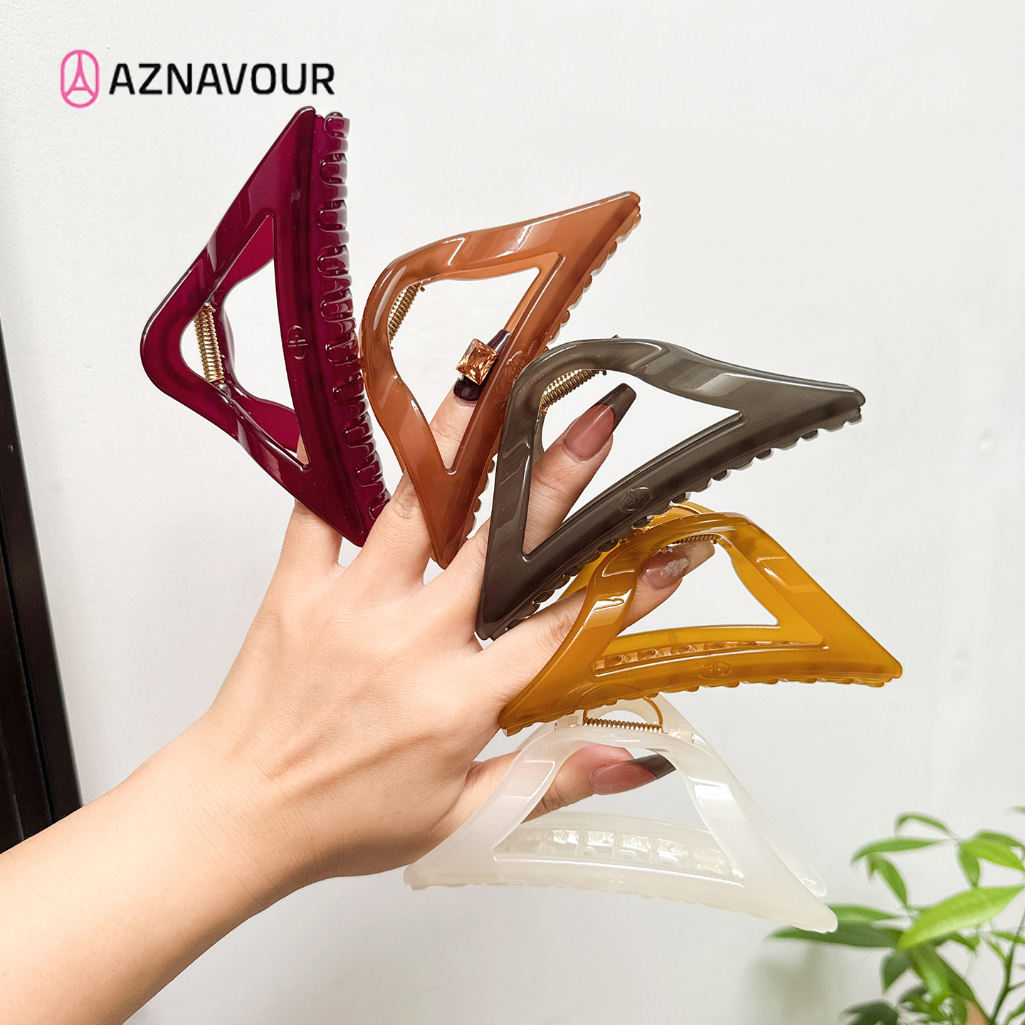 【AZ阿兹娜】韩国进口AZNAVOUR糖果色三角形抓夹大号后脑勺发夹高级