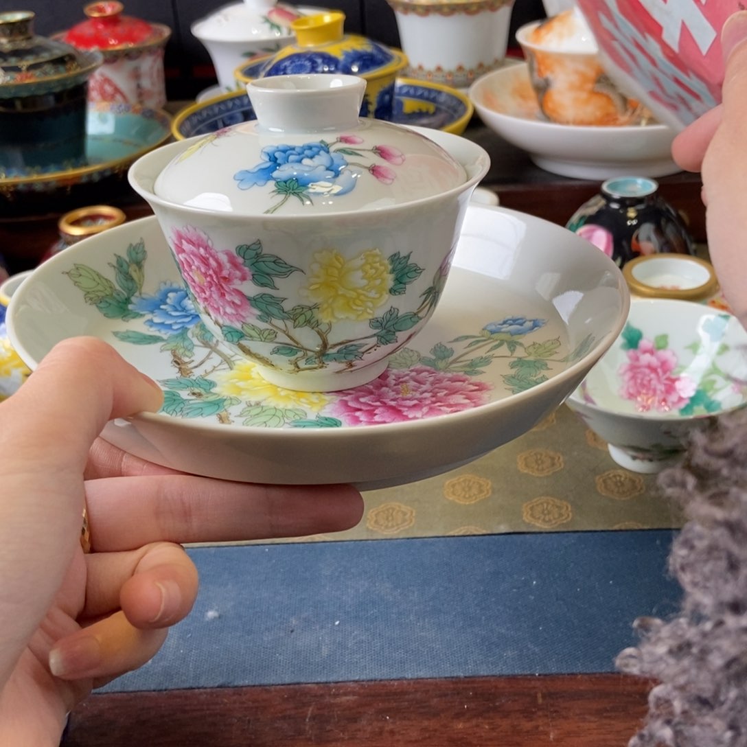 生****了陶瓷艺术家的设计风格设计理念和