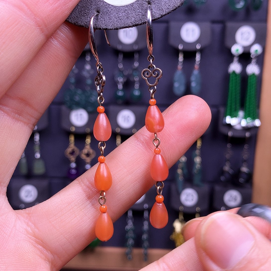 银S925镶嵌南红玛瑙耳饰