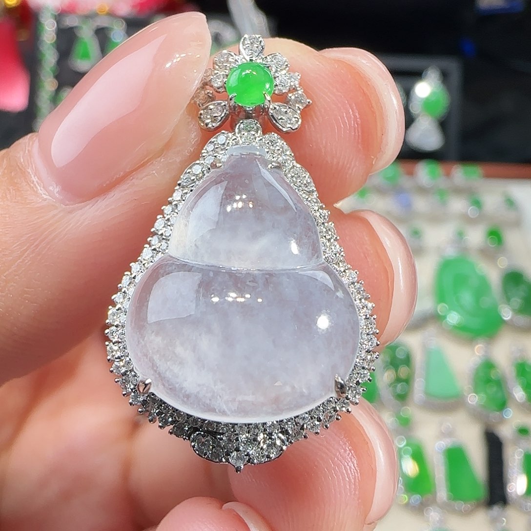 翡翠吊坠(不含链)18K金镶嵌