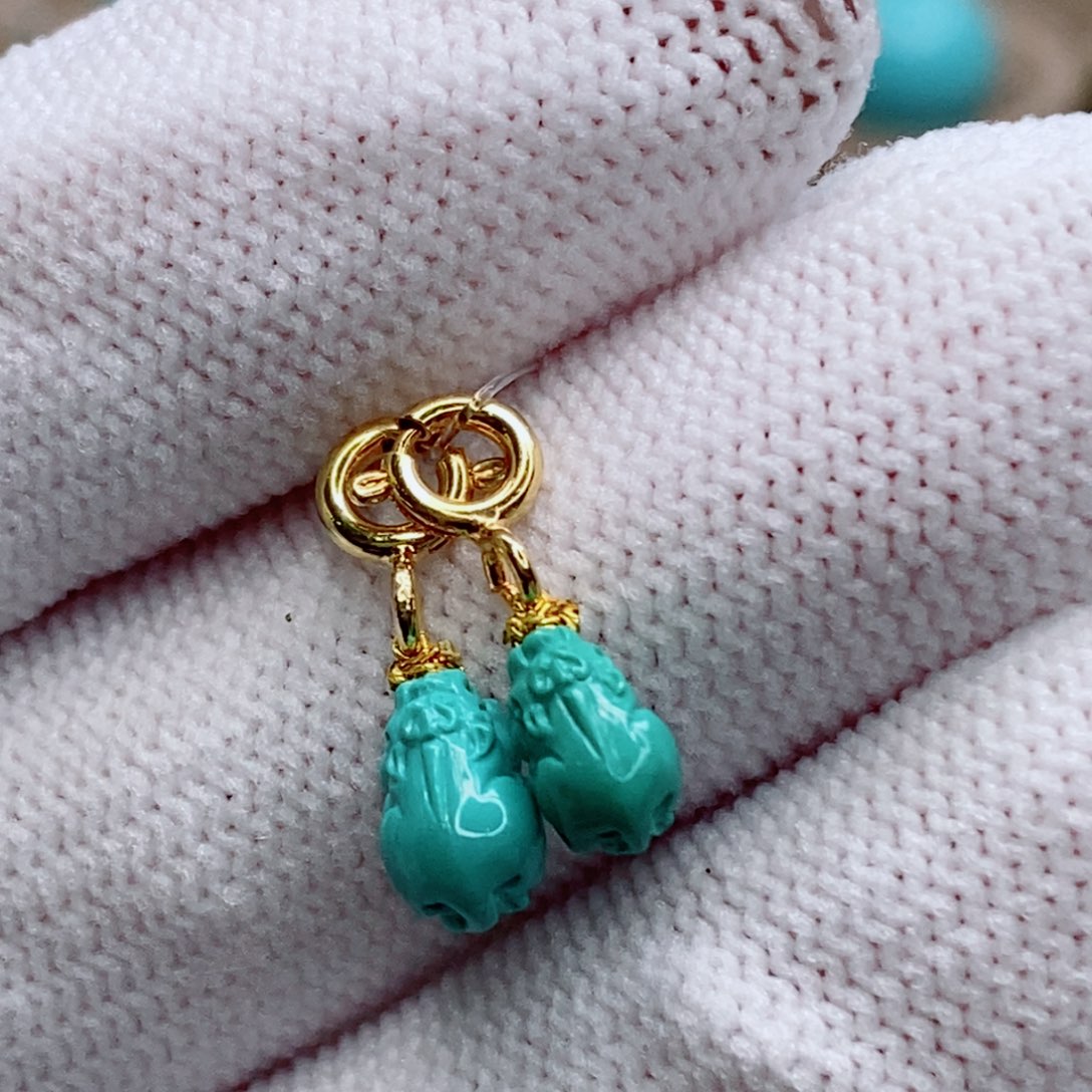 绿松石未镶嵌珠宝奇石