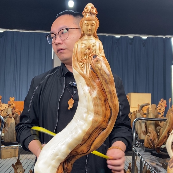 柏木（崖柏）随型摆件