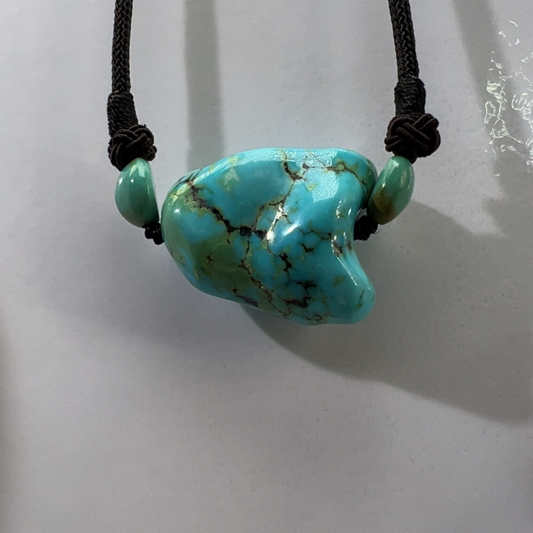 绿松石未镶嵌挂件