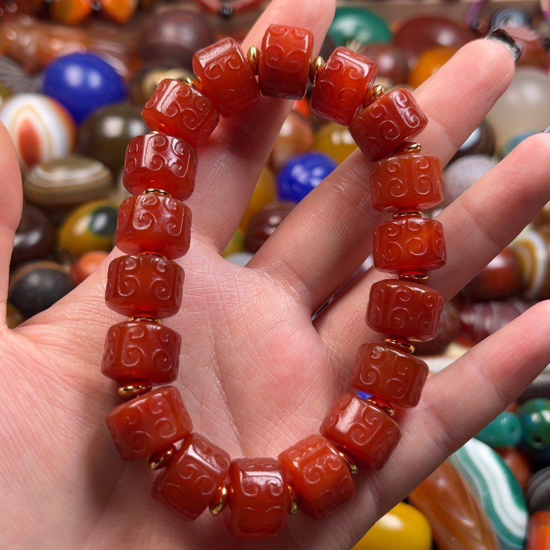 玛瑙/玉髓颈饰未镶嵌