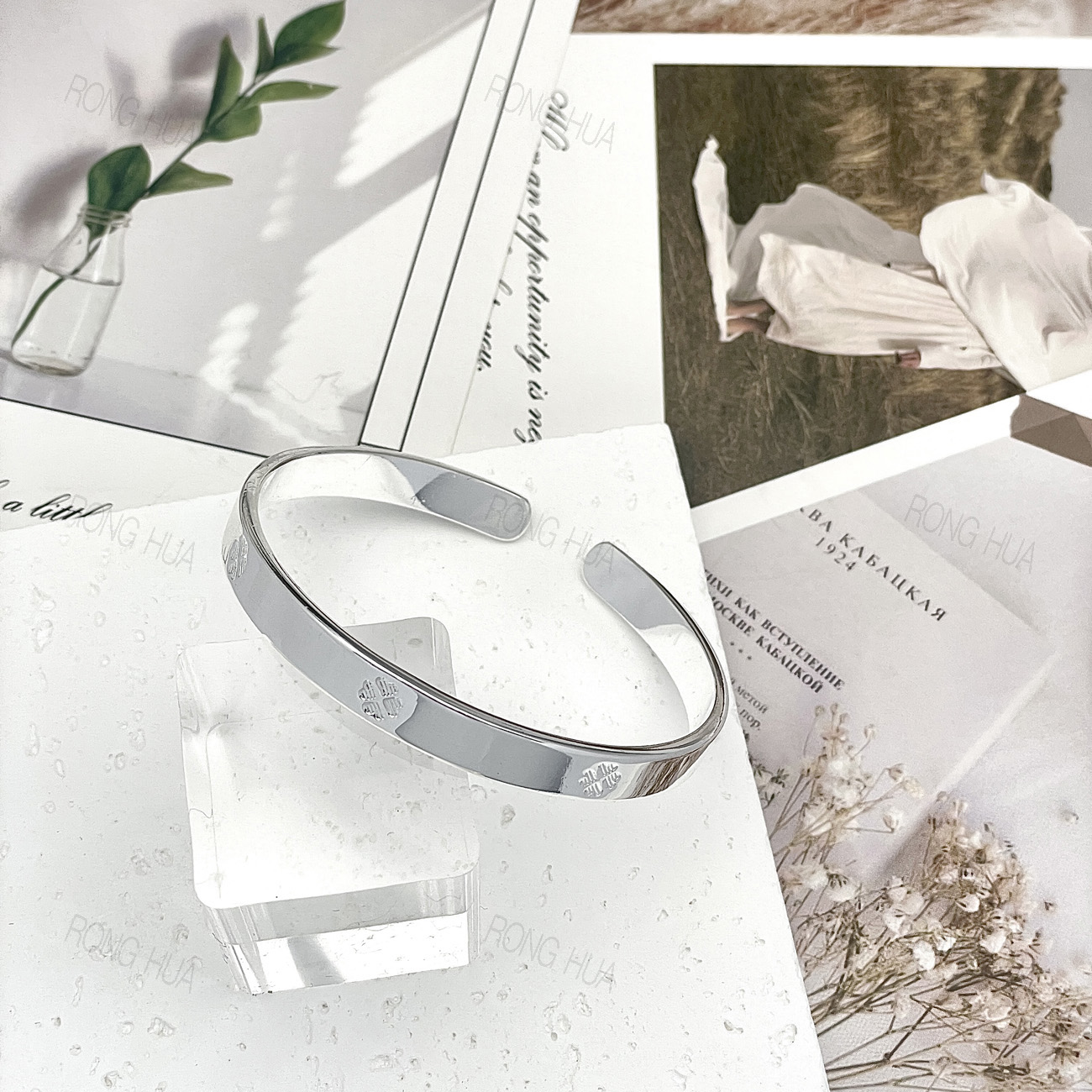 足银手镯 开口四叶草手镯足银999.9女款光面实心镯子百搭轻奢