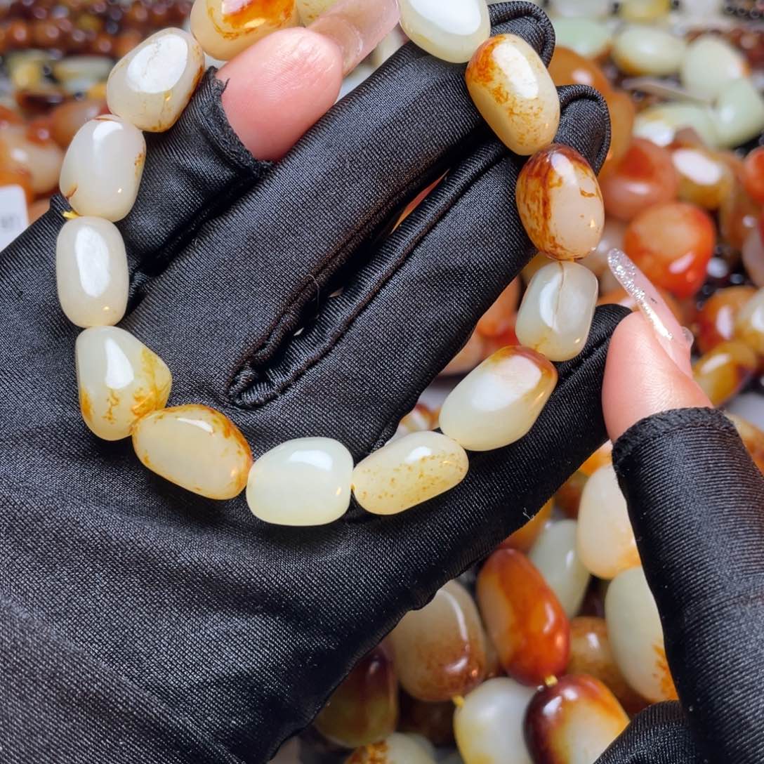 未镶嵌和田玉手链