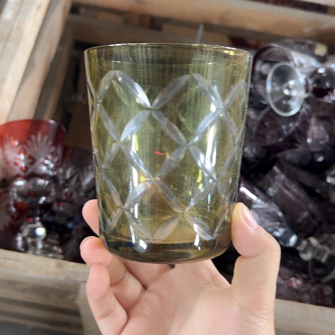 水晶玻璃高脚款微瑕一个