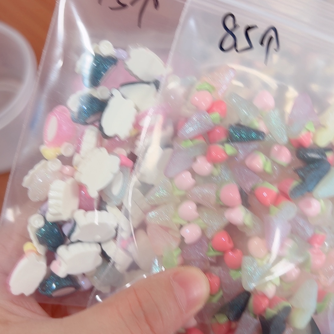 树脂想念（迷你）2款爆闪款130个（混）