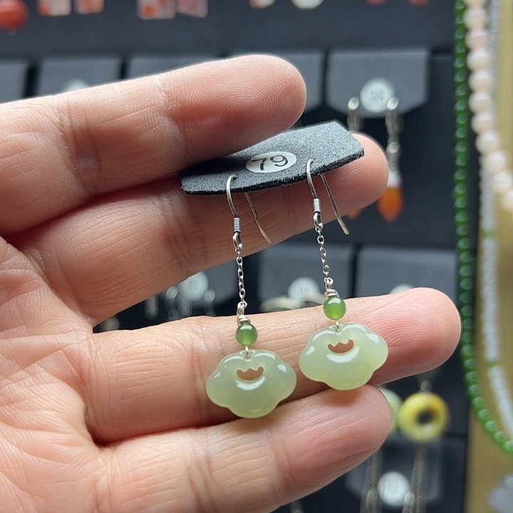 和田玉耳环银S925镶嵌