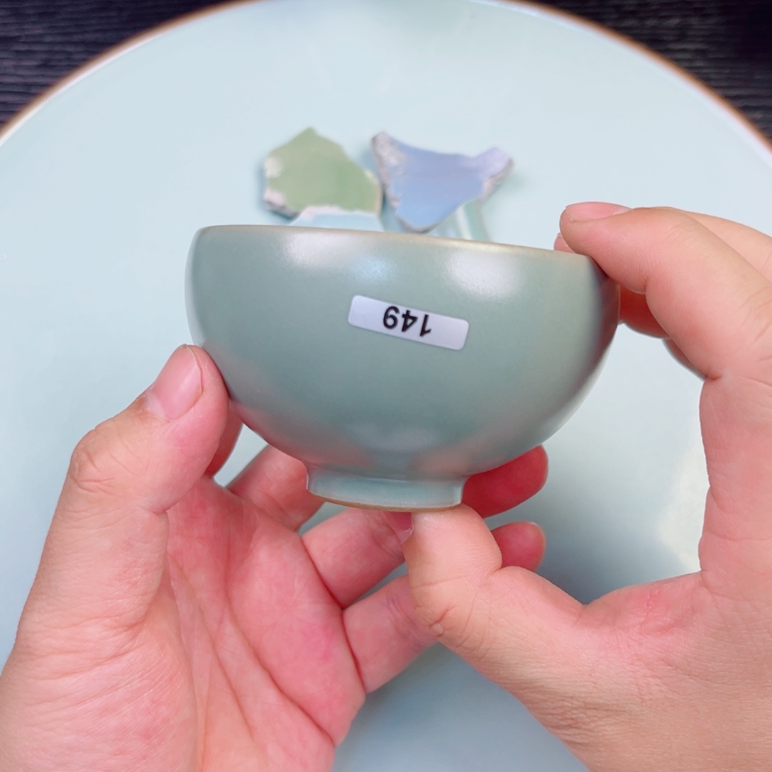 瓷片醉****月不计成本交个朋友