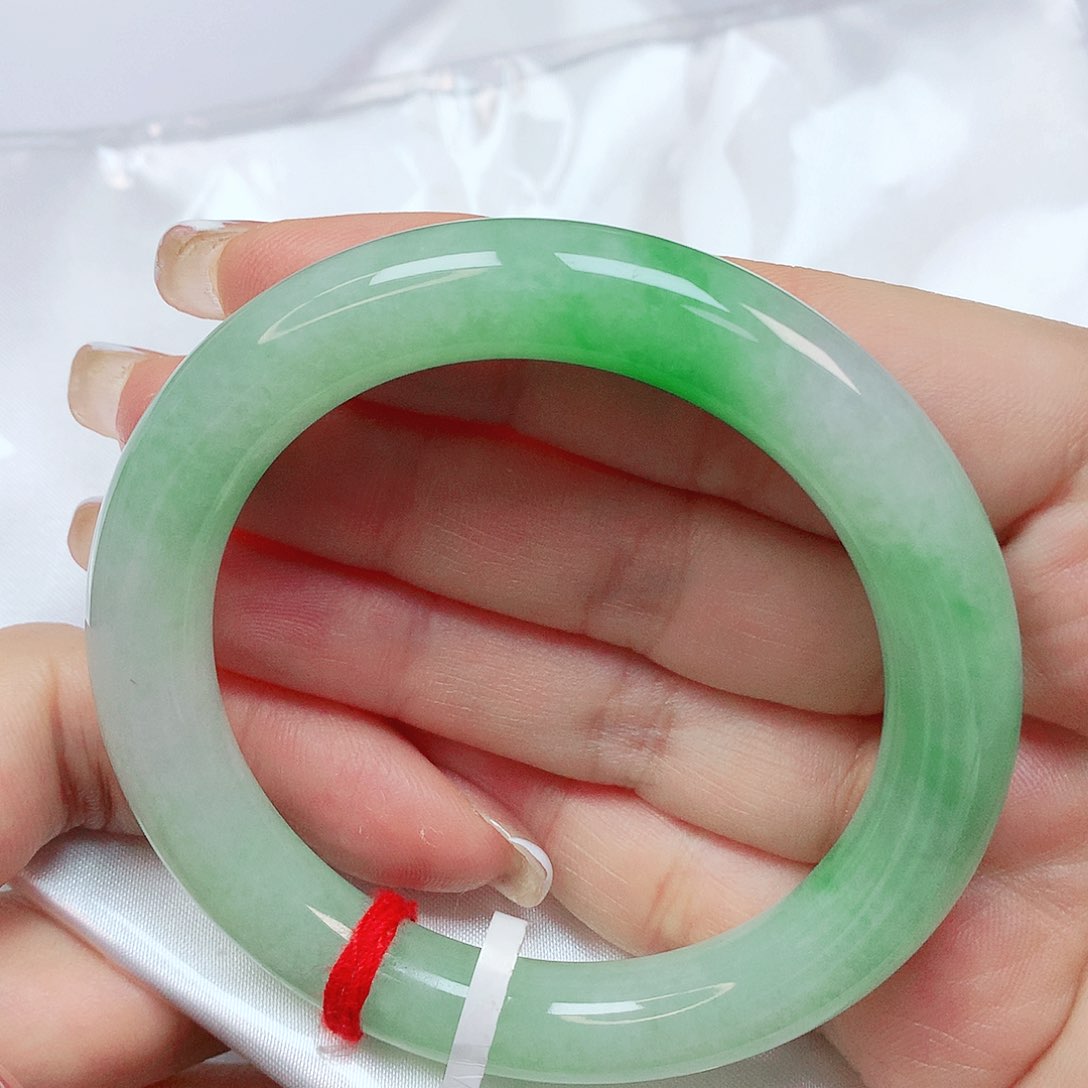 未镶嵌手镯翡翠抖音880